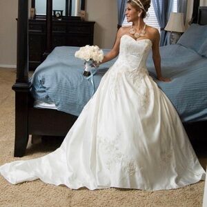 Wedding dress, only used one time.
